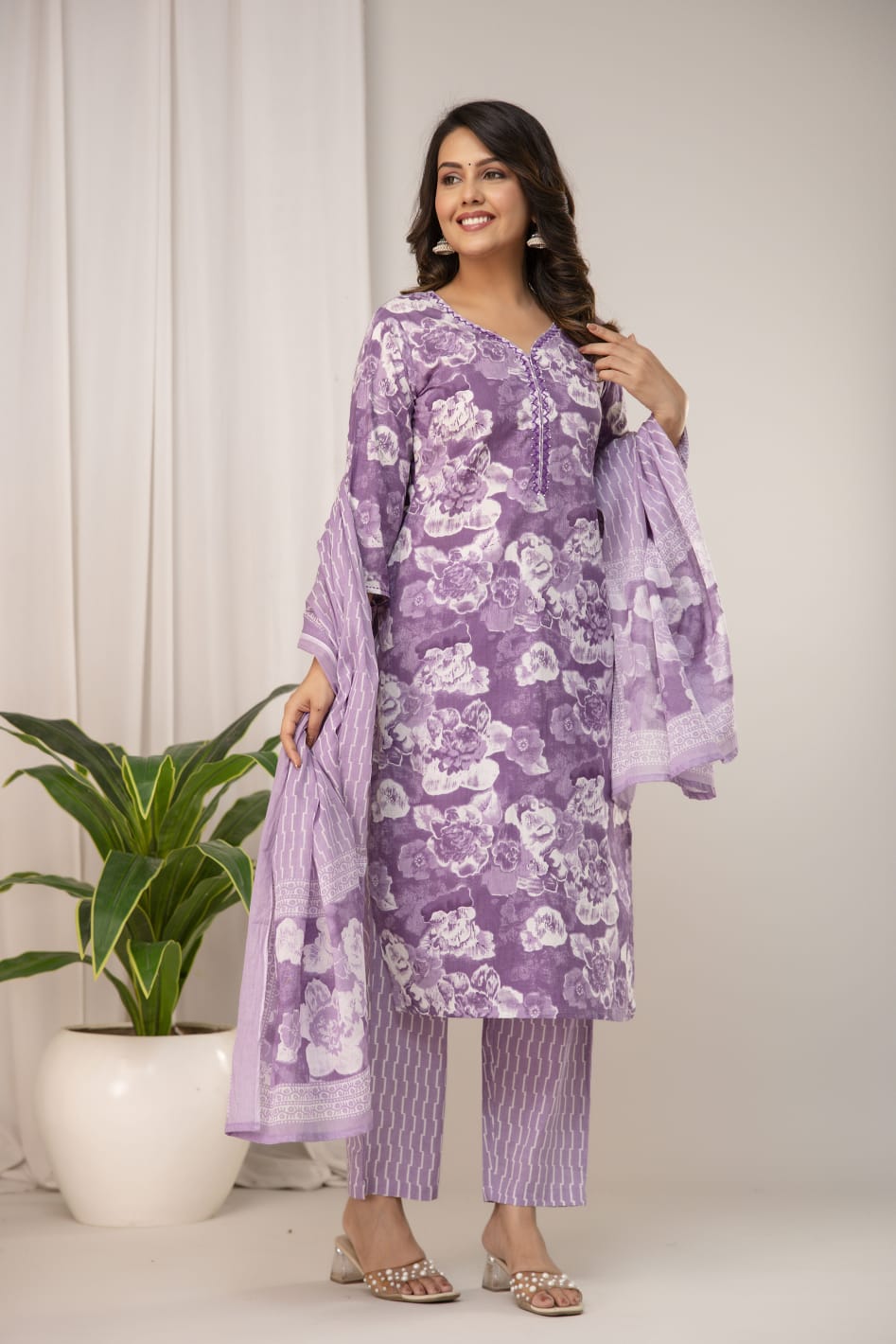 Women's Lavender Pure Cotton Suit Set with White Floral Print & Striped Dupatta