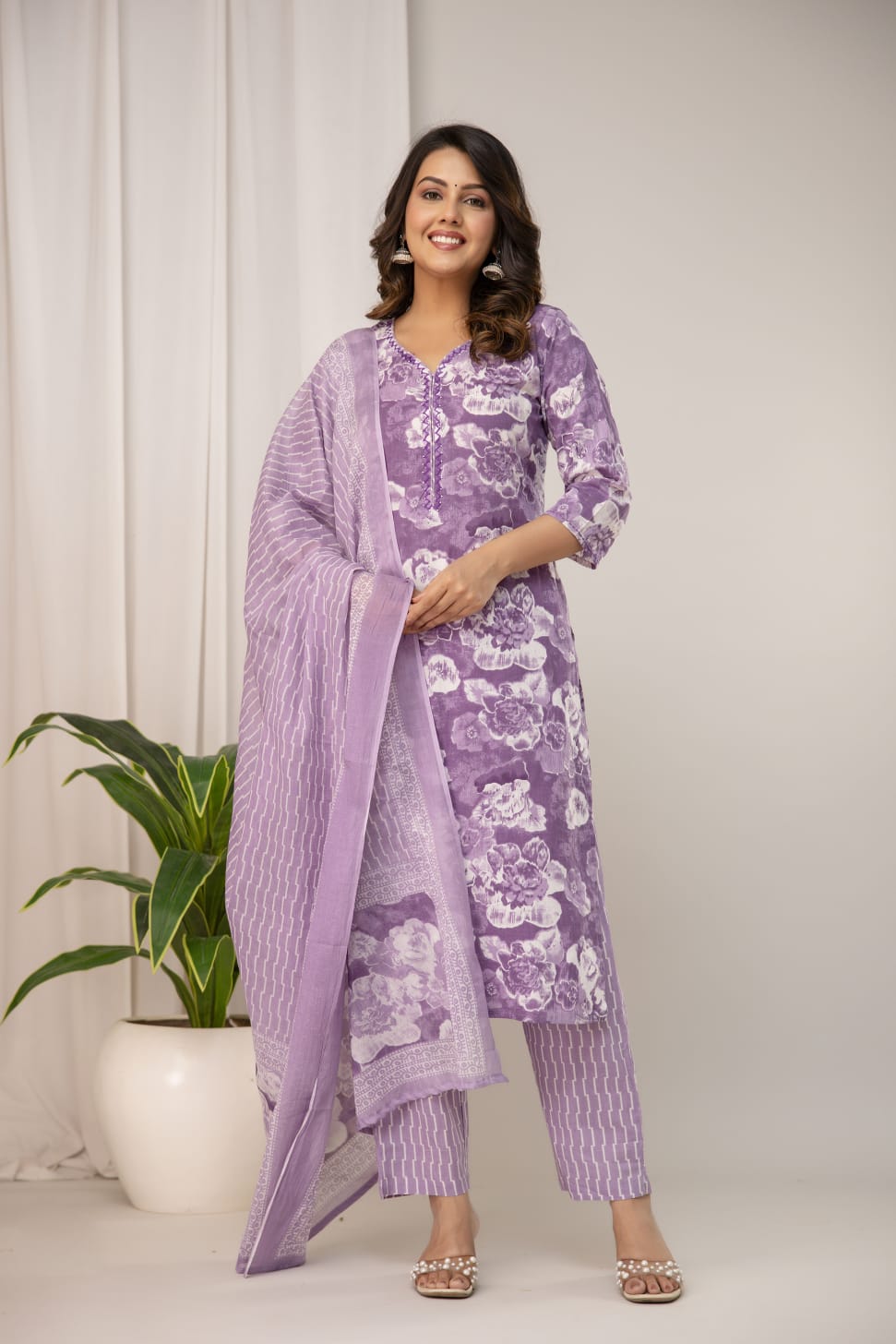 Women's Lavender Pure Cotton Suit Set with White Floral Print & Striped Dupatta