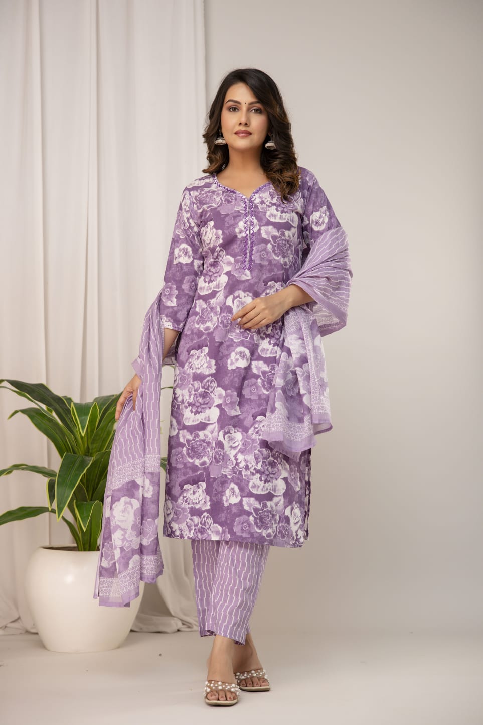 Women's Lavender Pure Cotton Suit Set with White Floral Print & Striped Dupatta